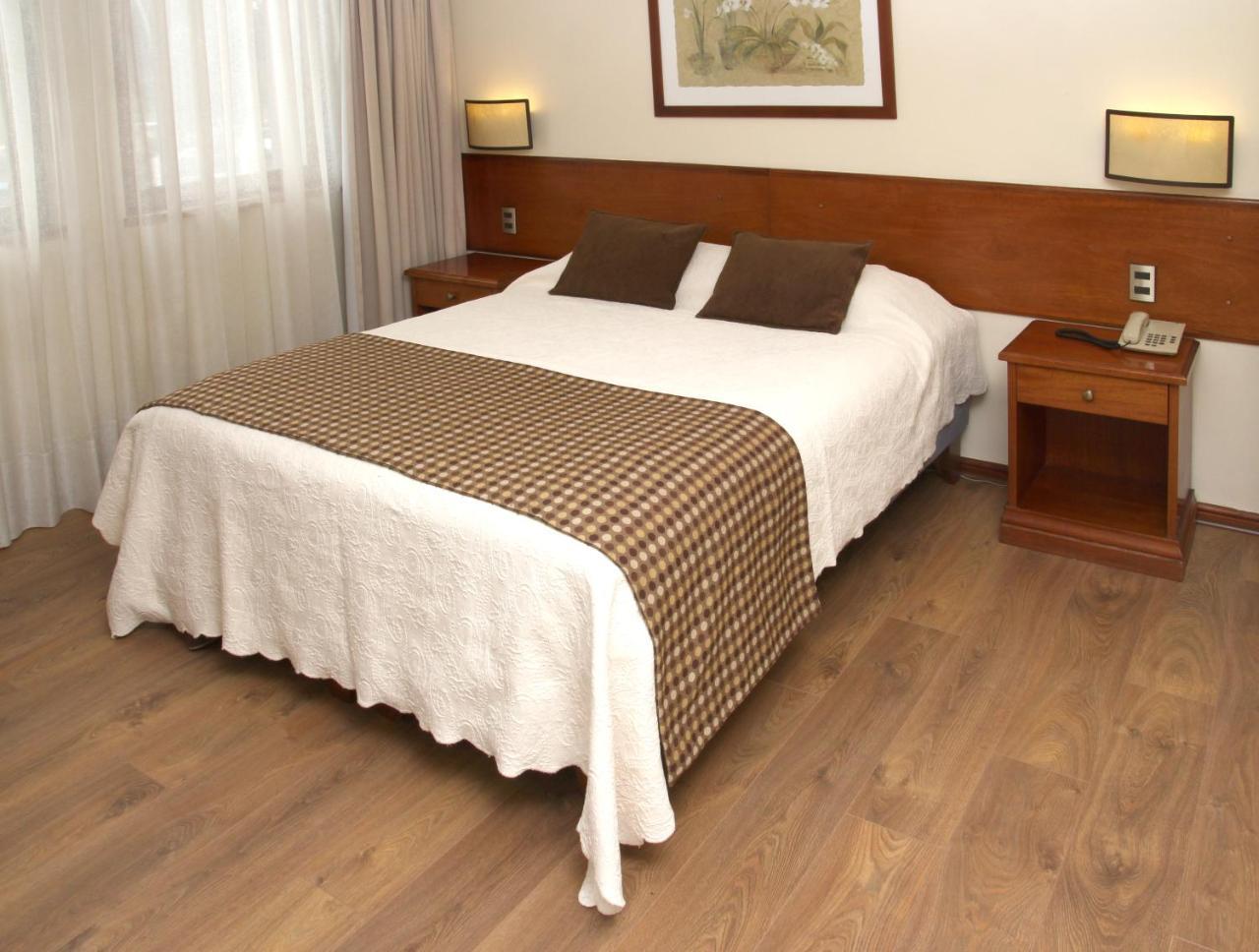 Tur Hotel Santiago de Chile Bagian luar foto